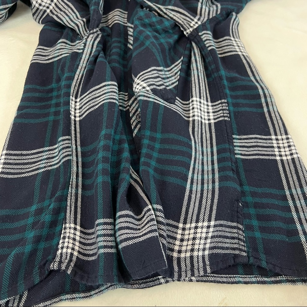Rails 2 Front Pocket Plaid Button Front Shirt Siz… - image 6
